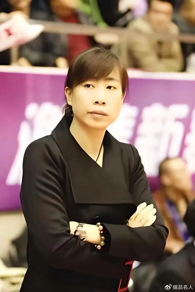 如何通过反馈分析提升篮球战术意识_0